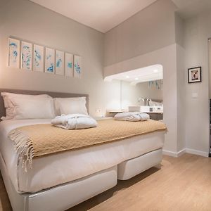 Kleine Kamer met een Queen Size Bed